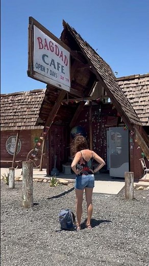 Bagdad Café 🤩 Ce lieu mythique perdu entre Las Vegas et nulle part #cinema #culture #usa #film