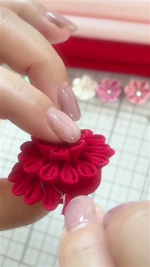 【つまみ細工】七五三の髪飾り🌸半くすの作り方💕【丸つまみ】 -petit bonheur-