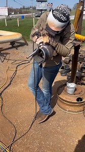 5G action on a sunny day ☀️ 🤙🏼 @shelbywoodyard #welding #weldlife #welder #weldit #weldaddicts #pipewelder #pipeweld #bluecollar #training #kentuckyweldinginstitute #americanwelder #weld #weldeveryday | Kentucky Welding Institute LLC