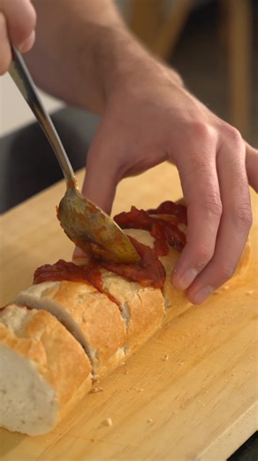 En Frifray hacemos recetad bien chimba en el Air fryer! Esta semana hicimos un baguette de pizza que es facilísimo y queda muy bueno. #airfryer #recetaairfryer #bogotaeats #bogota #colombia #airfryerrecipe | B.eats