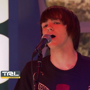 Remember when Drake performed "Hollywood Girl" on national television? | Remember When