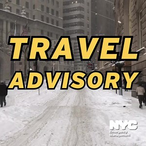 🚨 Travel Advisory 🚨 @nycemergencymgt has issued a travel advisory for Friday, January 19 for expected snowfall and potential impacts on the evening commute. Please take extra precautions and allow extra travel time. More info https://on.nyc.gov/3HJv7LL ❄️ Snow Alert❄️ Tomorrow, we anticipate light snow throughout the day, up to 3” & even 4” in some places, as a low-pressure system passes by to the south of us. Flurries may start tonight, but the bulk of accumulating snowfall is expected betwee