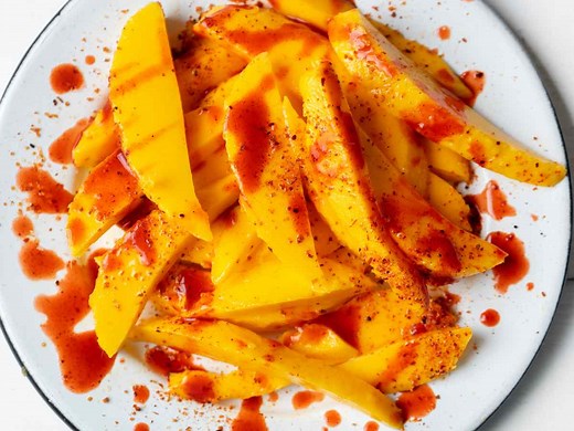 ¿Qué es el chamoy? El ingrediente que cambió las botanas en México