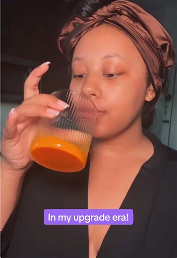 In our upgrade era! Try this liquid multivitamin with 22 vitamins and minerals for a no brainer way to start your day! #morningroutine #multivitamin #wellness #womenshealth #newchapter_partner