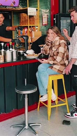 Crazy Party Gone Wrong 😱 | Food Disaster Turns Shocking Twist!#CrazyParty #ViralVideo #Unexpected