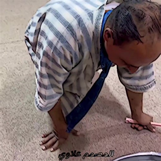 العرجه مهدي زناد مسلسل رمضان والله_راح_اتابعك_بعد_حلفت🌚 أعاد نشر #منصور_سامي #تيم_ضحكة_وطن #مهدي_زناد #الشعب_الصيني_ماله_حل