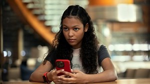 The Fall of the House of Usher's Most Harrowing Death Is Its Least Brutal