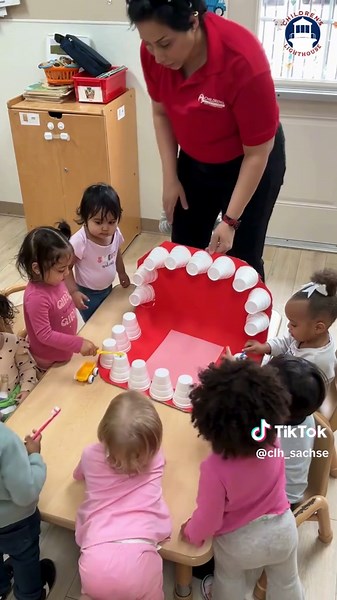 Our toddlers had so much fun learning how to brush their teeth! 🪥😁 Using a teacher-made model of a mouth and toothbrushes, our little learners practiced proper brushing while building healthy habits that will last a lifetime. Activities like this help children develop fine motor skills, independence, and an understanding of personal hygiene in a fun and engaging way. #ToddlerLearning #HealthyHabits #ToothBrushingFun #EarlyChildhoodEducation #LearningThroughPlay #LittleLearners #PreschoolLife #