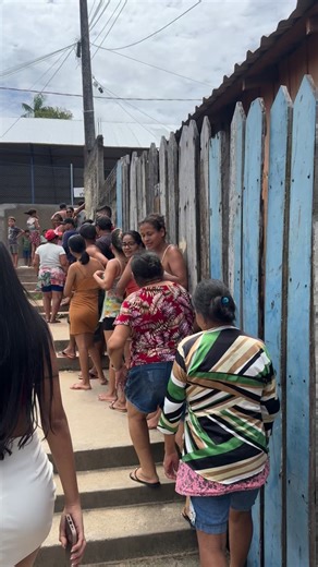 MINHA TEFÉ on Instagram: "Mais um ano realizando um Natal Solidário, graças a Deus 🙏🎄 Agradecemos imensamente a todos os colaboradores que contribuíram: amigos, vocês aqui do Instagram e também às empresas parceiras. Cada gesto de solidariedade fez a diferença e levou esperança a muitas famílias. Gratidão a todos que acreditam e caminham com a gente nessa corrente do bem! 💙✨ @big.lojatefe @medellinboutique57 @_azevedo_gabriel_ @plena.beautiful @thuthukinhas_modainfantil @fitness_academiatf @c