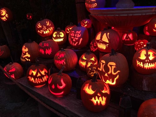 Get Your Halloween Frights Early With These Spooky Events In IL