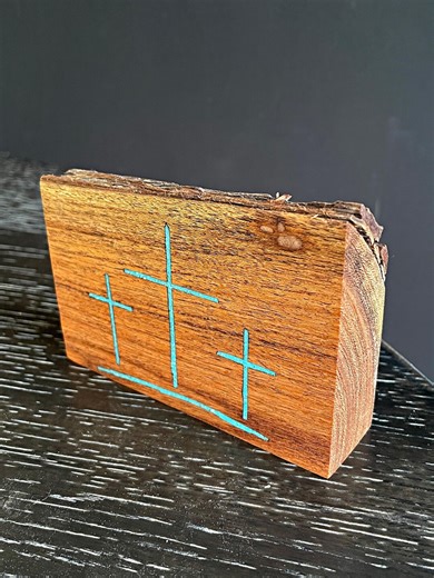 3" x 4" table Cross with turquoise inlay block