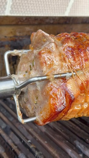 5.2K views · 41 reactions | #porchetta #italienfood #pork #bbq #grill #dinner #fblifestyle | BBQlicate | Facebook