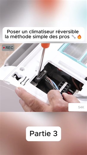 Poser un climatiseur réversible — la méthode simple des pros 🔧🔥#bricolage #climatisation #DIY #viral#fyp