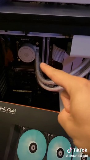 Aio cooler that works, has rgb, and won’t break the bank #pcbuild #pcbuilding #gaming #pcmasterrace #pcbuildingtips #xbox #ps4