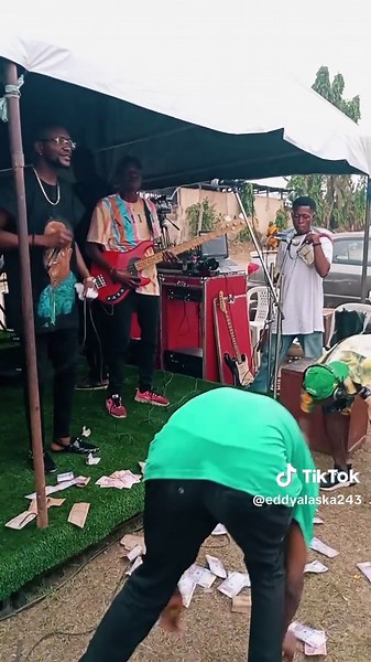 Video di Eddy Alaska Agho (@eddyalaska243) con original sound - Eddy Alaska Agho