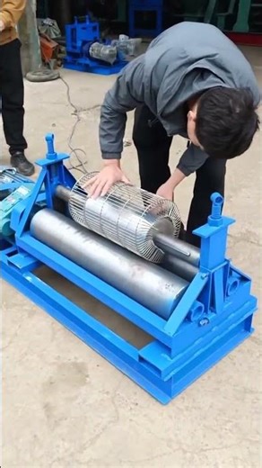 Mechanical Equipment Wire Mesh Rolling Machine Making#youtubeshorts