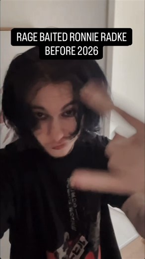 🖤❤️red❤️🖤 on Instagram: "Red vs Ronnie Radke greatest beef of 2025 . . . . . . . . #emo #emomemes #fallinginreverse #metal #ronnieradke"