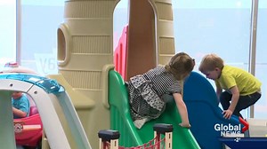 Well-meant praise can ‘backfire’: child development researcher | Globalnews.ca