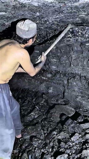 Inside an Underground Mine | How Mining Really Works #diamondminer