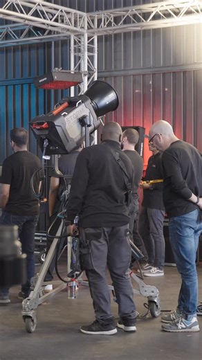 “Create the Sun” Incredible setup with 9 XT52s and over 45 000w of power coming from this rig. Who says the say can’t be replicated? #cinematography #prosalesbroadcast #southafricafilmindustry #johannesburg #capetown #prosales #setlife #durban | Pro Sales Broadcast