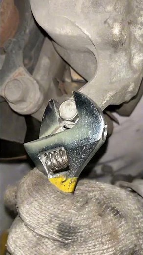 Why Your Brakes Are Making Noise (Squeaking, Grinding & Screeching Explained)