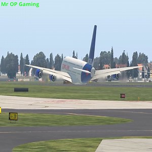 Amazing- Pilot Did This Landing To Save 400 Passengers Lives - GTA 5 | Mr OP Gaming