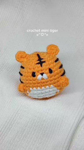 Horangi Crochet Tiger Keychain Tutorial