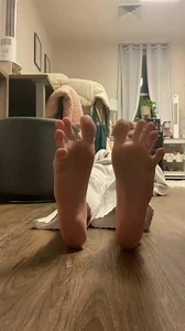 Long toes spread
