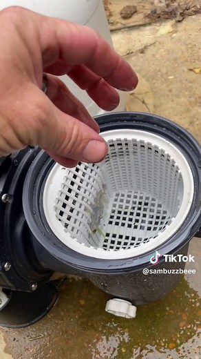 How to Open Intex Pool Skimmer Without Water Everywhere