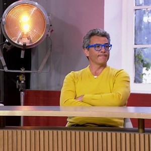 Doucement mais sûrement... Le suspens était à son comble pour l'acquisition de cet angelot en marbre ! #AffaireConclue Les émissions du jour sont à (re)voir sur france.tv ▶ https://bit.ly/3vqt1rg | Affaire Conclue