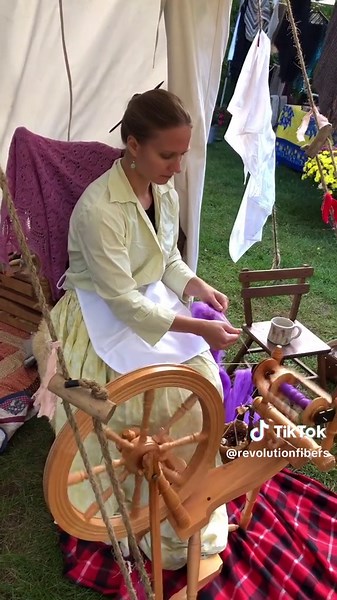 The Kromski Prelude wheel in action. 😍🧵 Repost from @jeanalatona • My wool spinning demonstration from the Richfield Thresheree over the weekend. It’s a great event. @kromskiandsons . #kromski #kromskiprelude #kromskispinningwheel #woolspinnersofinstagram