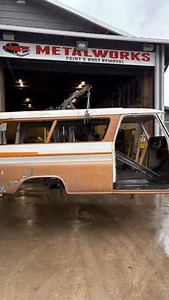 65 Chevrolet Suburban going in & out of the hot sauce #chemicalstripping #classiccarrestoration #chemicaldipping #classiccarrestorations #aciddipping #65suburban | MetalWorks Paint & Rust Removal