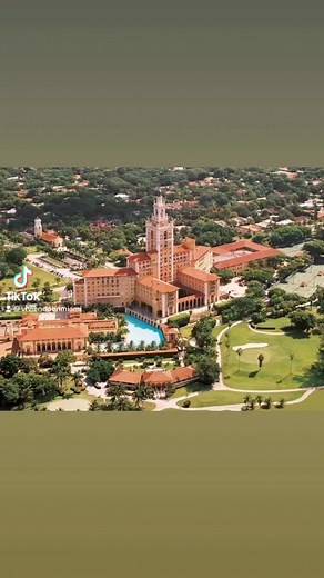 STAY AT THE LUXURIOUS BILTMORE HOTEL The Biltmore Miami Coral Gables hotel and resort is a National Historic Landmark with a 95 year history rooted in luxury and elegance. Graced with effortless beauty and sophistication, The Biltmore Miami Coral Gables is a National Historic Landmark located in the exclusive Coral Gables area. #biltmorehotel #miami #viviendoenmiami | Viviendo en Miami