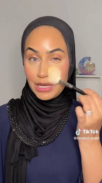 How to Achieve the Perfect Cloud Skin Makeup Look