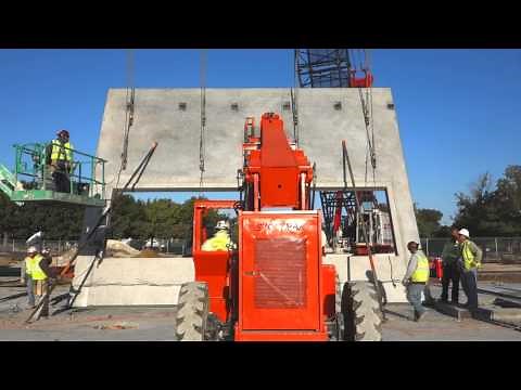 A Close View of the Tilt-up Construction Process - Standing the Tiltwall Panel