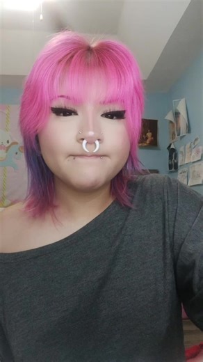 Removing Makeup with Contacts Still In: Tips to Avoid