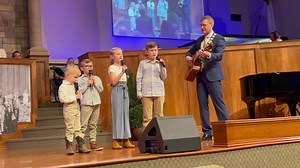 17K views · 1.5K reactions | Children (and grandchildren) are a heritage of the Lord! Yesterday, my grandchildren sang a worship song! | Tommy Bates Ministries | Facebook