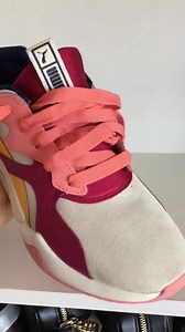 🇺🇸🇺🇸🇺🇸PUMA маш хямд ирсэн. Үнэ 160.000төг. Size 37, 37.5, 38. 🏢 ХАЯГ:Баянмонгол хорооллын зүүн талын Emerald Residence хотхон. 🚛🚚Хүргэлт үнэгүй. ☎️99095151, 94119191 | Doogii Yo's Delguur