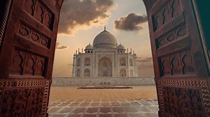 Beautiful view of the Majestic Taj Mahal seen from the Mehmaan khana. Time lapse of the Taj Mahal in the city of Agra, state of Uttar Pradesh, Yamuna River, Muslim emperor Mughal dynasty