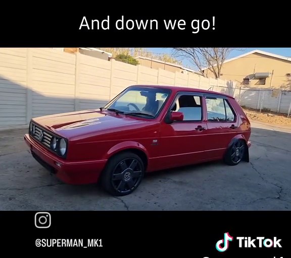 Follow superman customs for more 💪😆#airsuspension #bagged #air #carsoftiktok #racing #stance #vwgolf #fast #golf1 #spinning #SAMA28 #fyp