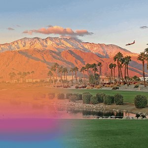 With year-round sunshine and endless things to do, Palm Springs makes for the perfect fall getaway destination. | Visit Palm Springs