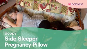 Ever wondered why it’s important for baby to sleep on your side when you're preggo? Babylist Scout Courtney explains why, and what else she loves about this unique pregnancy pillow. Tag all Back-Sleepers below! 😴 | Babylist