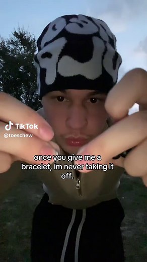 Explore Trendy Bracelet Color Combinations