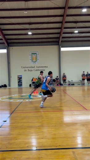 #shorts #basketballhighlights #baloncesto #highlights #basketball #ballislife #youtube