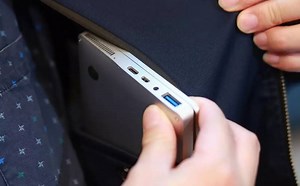 GPD Pocket este un mini-laptop de 7 inch cu dotări spectaculoase; vine cu 8 GB RAM, 128 GB de stocare și cu display FHD, totul la prețul de 495.99 dolari!