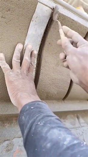 proses membuat alur pada tembok dengan alat sederhana #shorts