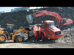 Dump truck accident - Moxy MT41 turns over