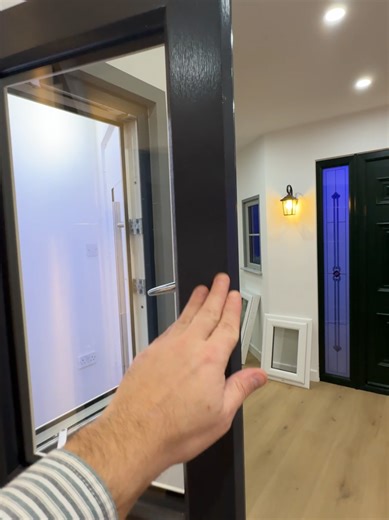 ✨ Transform your home with premium windows and doors designed for Irish homes. Quality, security, and elegance in every installation. Ready for your upgrade? Contact us today! 📞 #WarmhausWindows #IrishHomes #PremiumDoors #HomeImprovement #WindowsAndDoors
