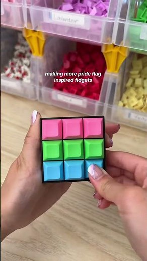 Customizable Keyboard Fidget Keychain with Quiet Switches | Stress Relief & Stimming Tool