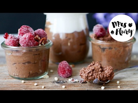 Light and airy aquafaba chocolate mousse, super delicious and easy! Vegan recipe